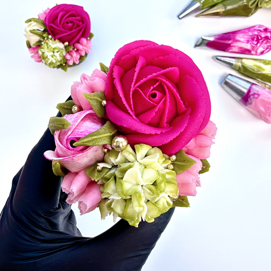 Rose, rose bud & hydrangeas